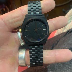 Nixon watch